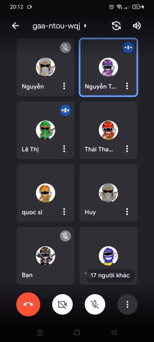Những hình ảnh này được chia sẻ đến các trang mạng xã hội ở Việt Nam, các lớp học khác đã rất hưởng ứng và rục rịch kêu gọi bạn bè mình bắt chước theo để có một lớp học hài hước, vui nhộn như vậy. Ảnh: Bảo Bảo