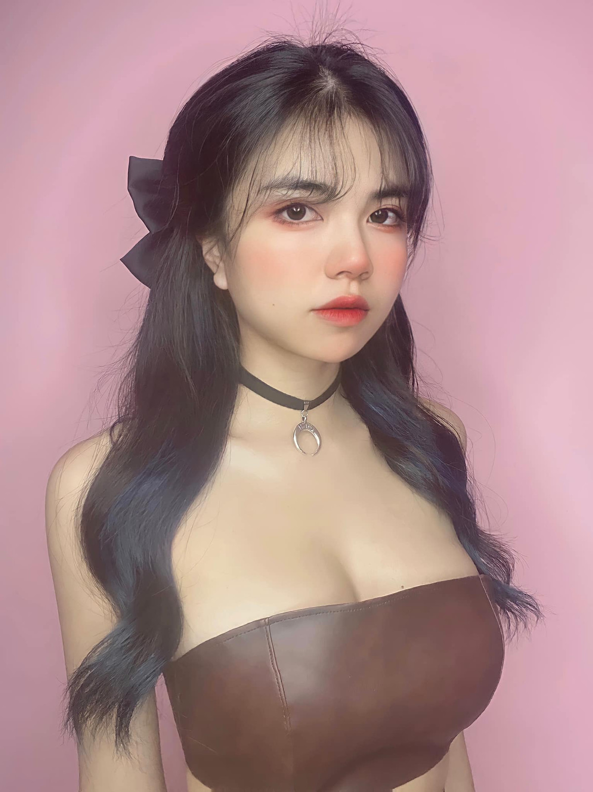 Gái xinh này cho biết mình bị đòi sao kê ngay trên sóng livestream. Điều này khiến cô khó chịu bởi cô không kêu gọi ai ủng hộ mà chỉ sử dụng tiền của bản thân.