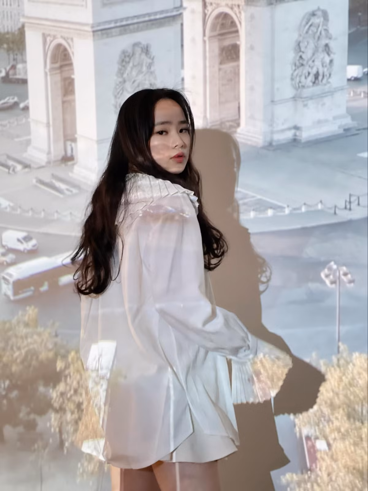 Những hình ảnh của Thúy Hằng đăng tải trên trang cá nhân được khen ngợi hết lợi bởi vẻ xinh đẹp, nhẹ nhàng.