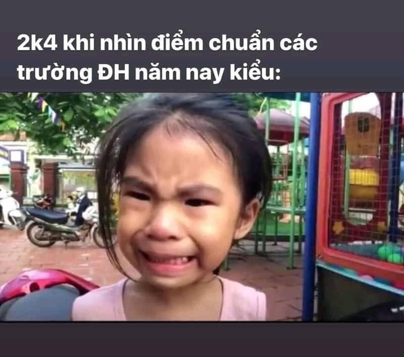 Nhiều ảnh chế cũng được đưa ra để thể hiện tâm trạng các sĩ tử 2k3 thời điểm này, đồng thời cũng là tâm trạng lứa 2k4 cho cuộc thi năm sau.