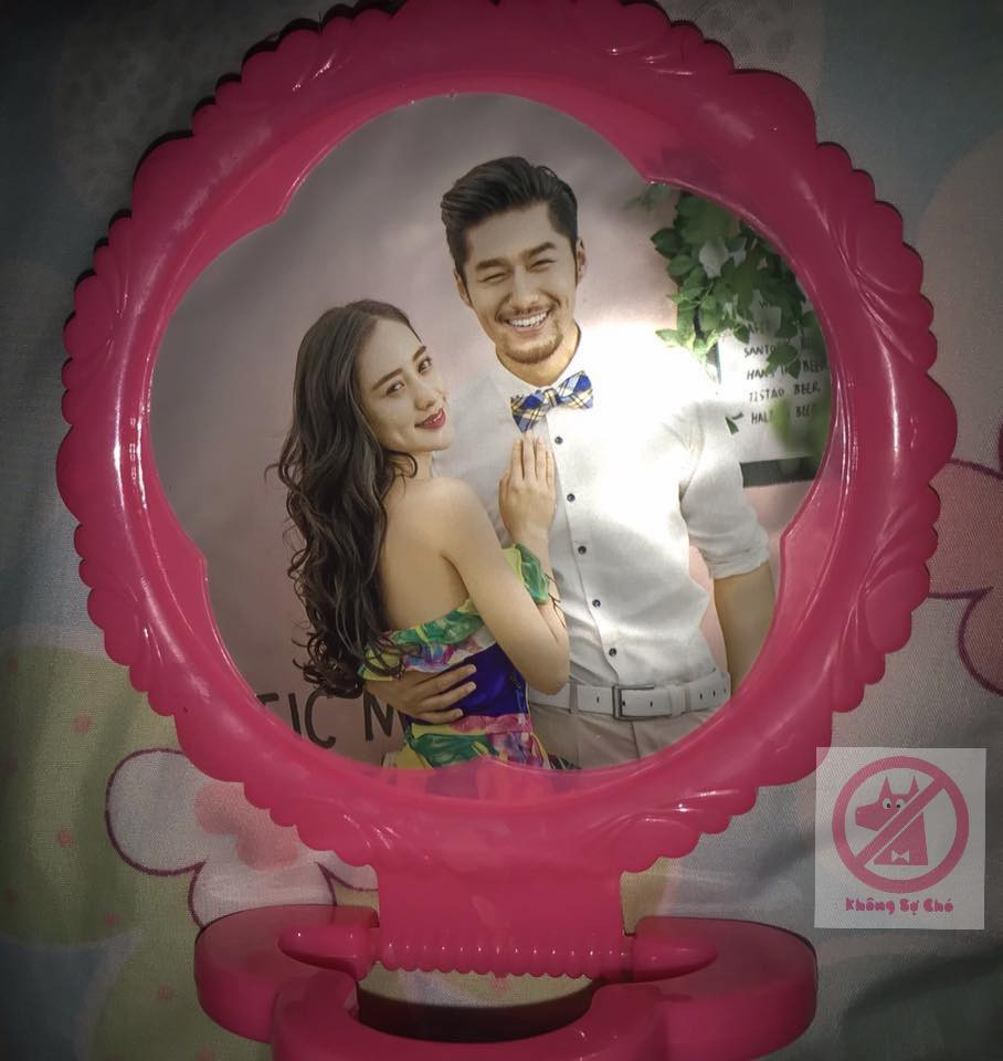 Có lẽ, thế hệ 8X, 9X chưa thể quên được chiếc gương thuộc diện kinh điển này.