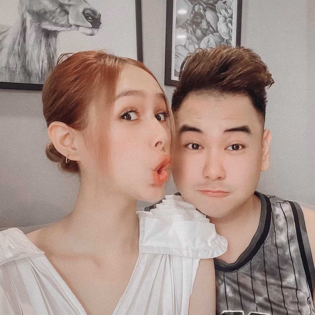 Lên xe hoa vào năm 18 tuổi, hot girl Xoài Non được nhiều người ngưỡng mộ vì cuộc sống hôn nhân không khác gì một nàng công chúa.