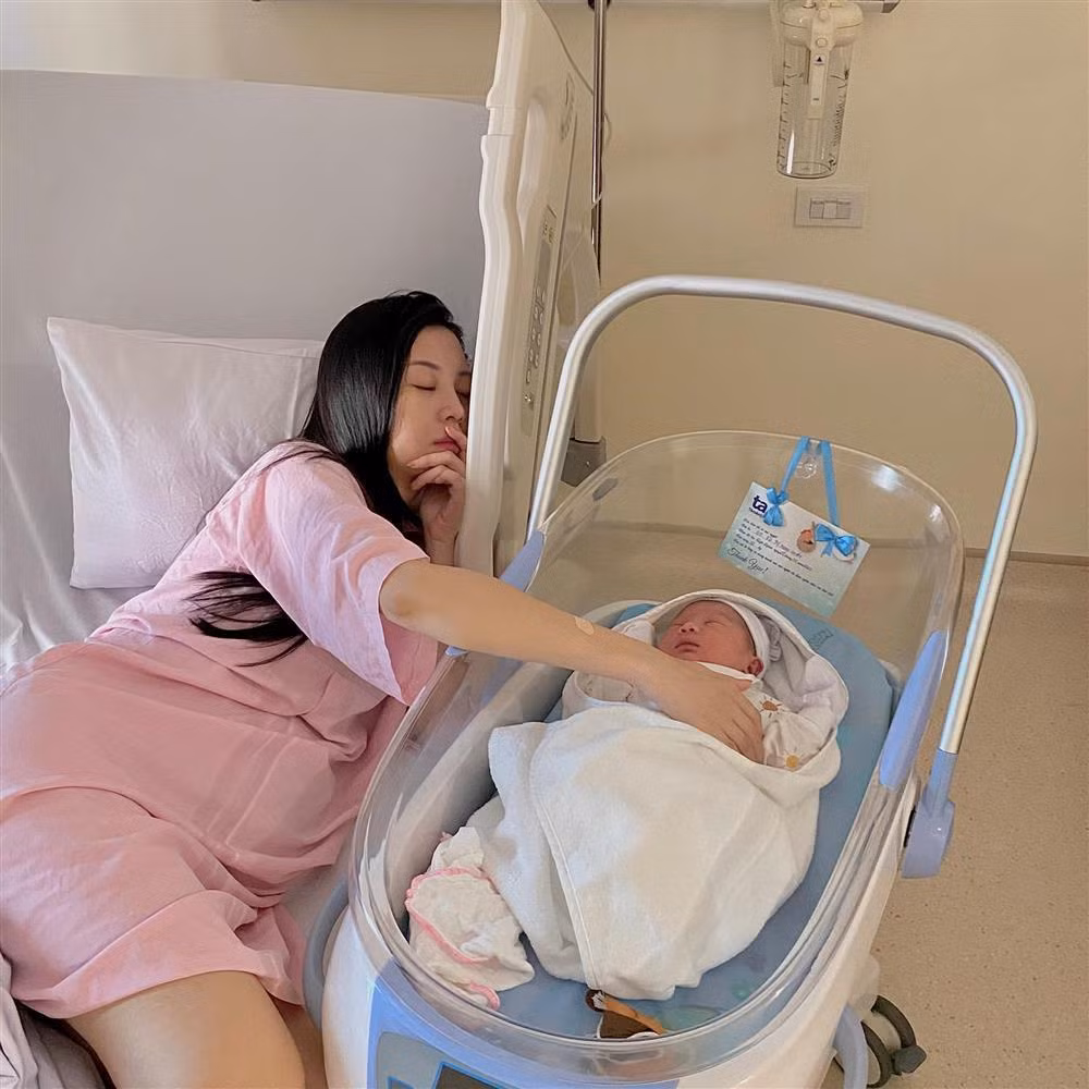 Dù vòng 2 còn chưa thon gọn thế nhưng Vũ Ngọc Châm vẫn gây ấn tượng với vẻ ngoài xinh đẹp, gọn gàng của mình.