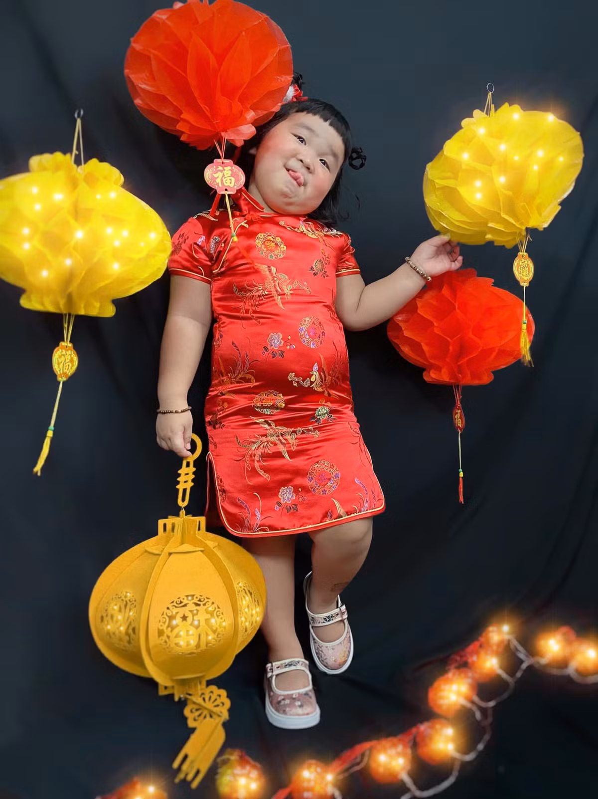 Ai nấy dường như đều “tan chảy” trước hình ảnh quá ư là đáng yêu của bé gái này.