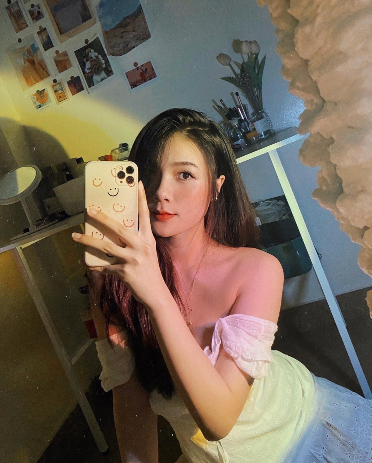 Trang cá nhân của Giang luôn thu hút lượng người theo dõi lớn bởi cô không ngần ngại chia sẻ về cuộc sống của mình.