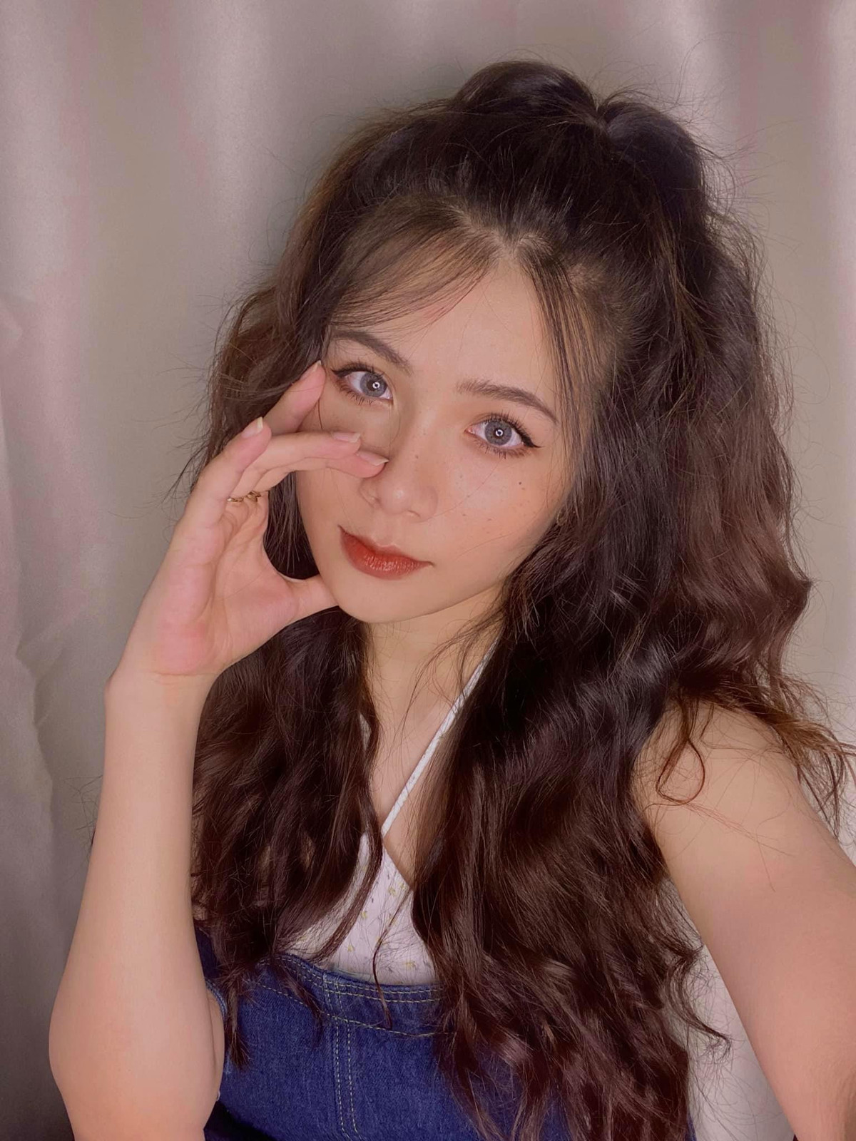 Dường như sau khi lấy chồng, nhan sắc của Dương Thu Giang ngày càng trở nên đằm thắm.