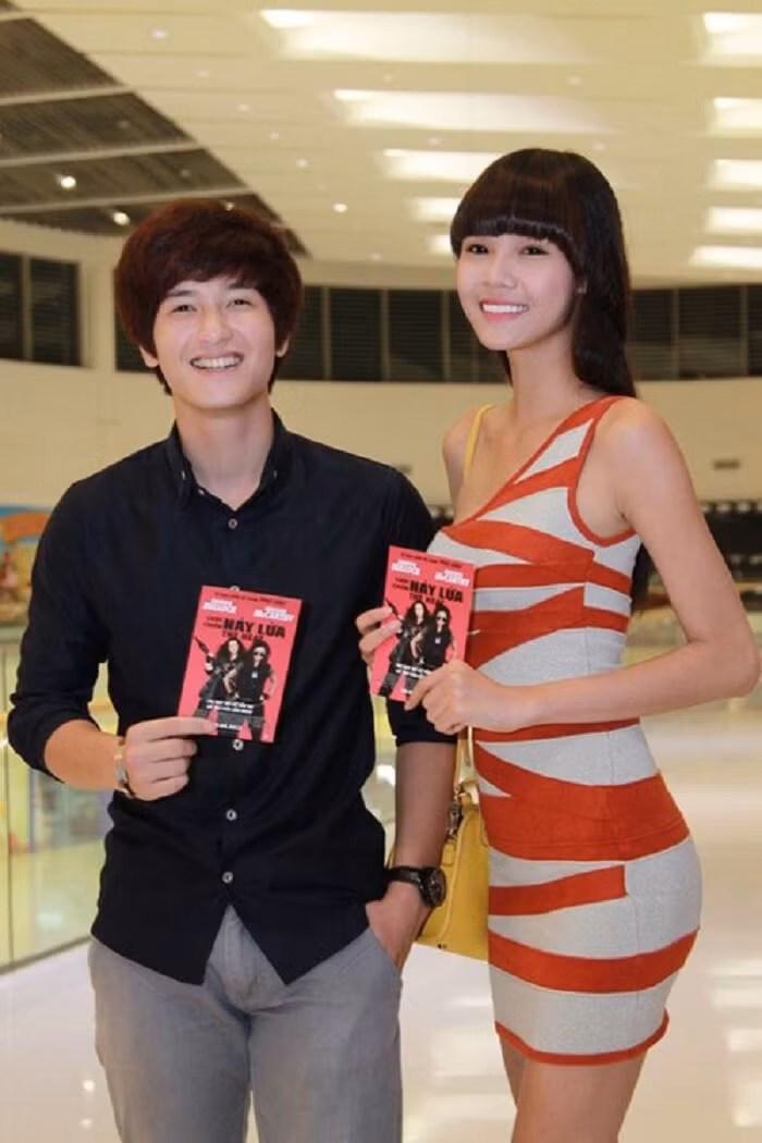 Thế nhưng sau hơn 2 năm mặn nồng, nữ người mẫu chủ động nói lời chia tay bạn trai.