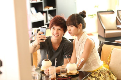 Thời điểm đó, cả Huỳnh Anh và Kỳ Hân hẹn hò khi mới chập chững bước chân vào showbiz. Ảnh: Tổng hợp