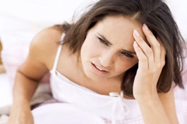 Không nên giảm cân quá nhanh vì sẽ có nhiều tác hại cho sức khỏe bởi nó gây nên tình trạng phá vỡ liên kết chất béo. Đã có rất nhiều trường hợp dùng thuốc bị trầm cảm hoặc dạ dày, thậm chí trường hợp thương tâm hơn là tử vong. Ảnh: Heath.