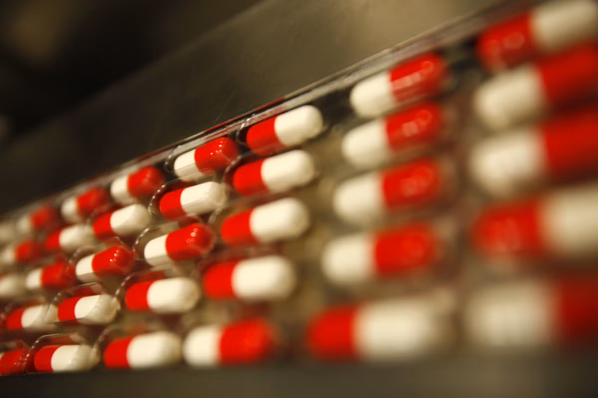 Giáo sư Crane cho biết, Tramadol giết nhiều người tại Bắc Ireland hơn bất kỳ loại thuốc nào khác, kể cả ma tuý. (Ảnh: Pinterest)