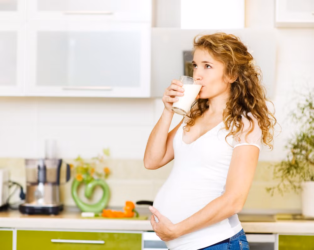 Mẹ bầu cũng nên chú ý kiểm soát cân nặng cơ thể, tăng cân từ từ để tránh các bộ phận của cơ thể bị “sốc”, đặc biệt là làn da. (Nguồn Chiaki)