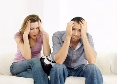 Suy giảm chức năng tình dục. Nếu ăn rau mùi thường xuyên sẽ làm giảm lượng hormone testoterone khiến chất lượng và số lượng tinh trùng giảm hẳn. Đặc biệt khi dùng vào ban đêm thì rau mùi lại càng phát huy tác dụng. Ảnh: Alobacsi.