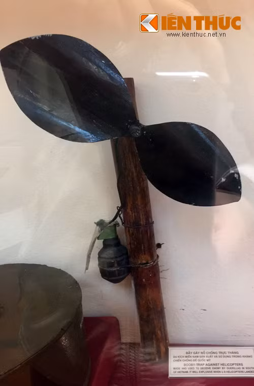 Sáng tạo của dân quân du kích miền Nam để đánh trực thăng Mỹ - bẫy gây nổ chống trực thăng.