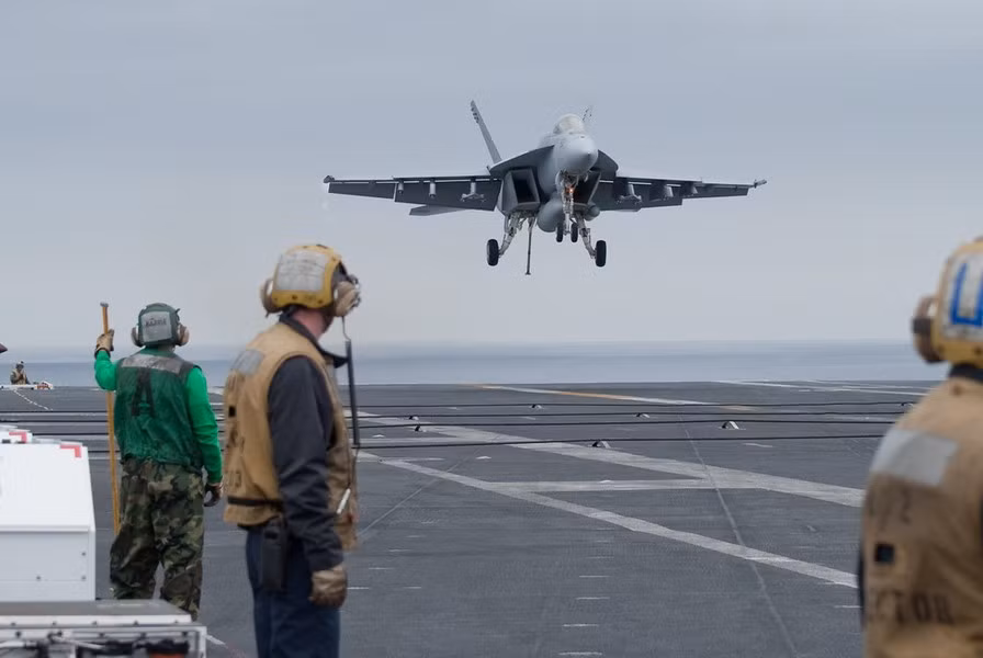 Theo thông báo, đơn đặt hàng cuối cùng đối với dòng máy bay chiến đấu nói trên đã được ký vào ngày 19/3 năm nay, khách hàng là Hải quân Mỹ, khi đặt mua 17 chiếc F/A-18E/F Super Hornet trong hợp đồng trị giá 1,3 tỷ USD.