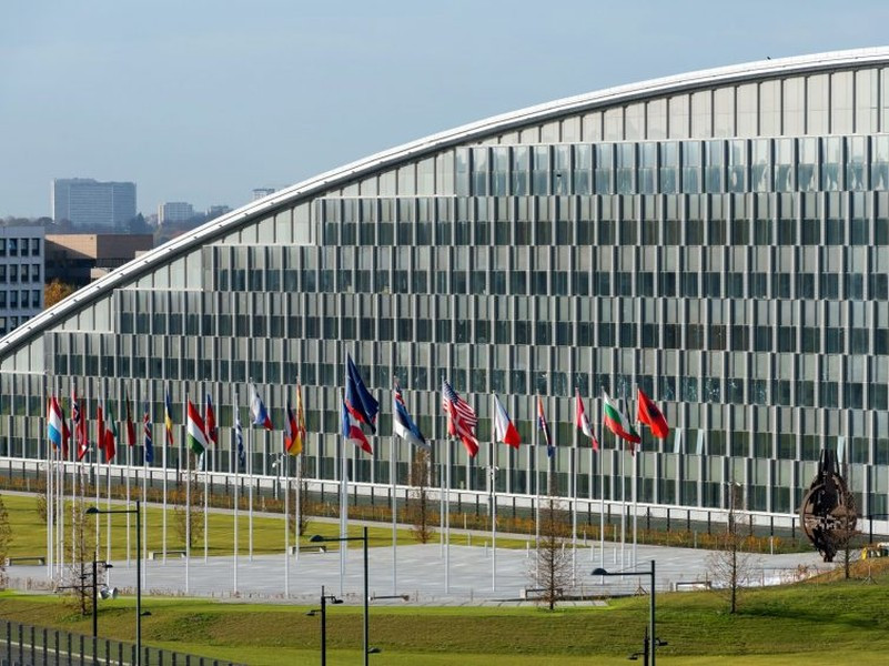 Quyết định nói trên nhận được sự ủng hộ mạnh mẽ từ Na Uy, khi quốc gia này bày tỏ mong muốn tất cả các nước trong khu vực nằm dưới sự lãnh đạo thống nhất từ Norfolk.