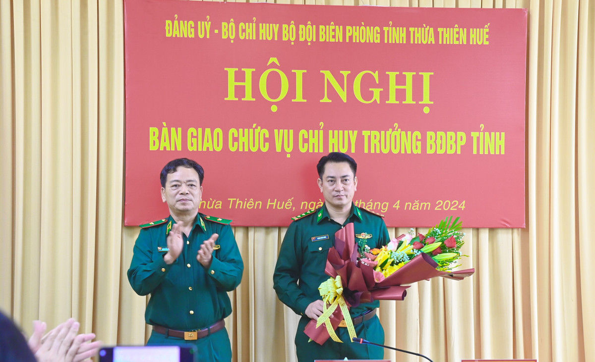 Thừa Thiên Huế có tân Chỉ huy trưởng Bộ đội Biên phòng Thua Thien Hue co tan Chi huy truong Bo doi Bien phong