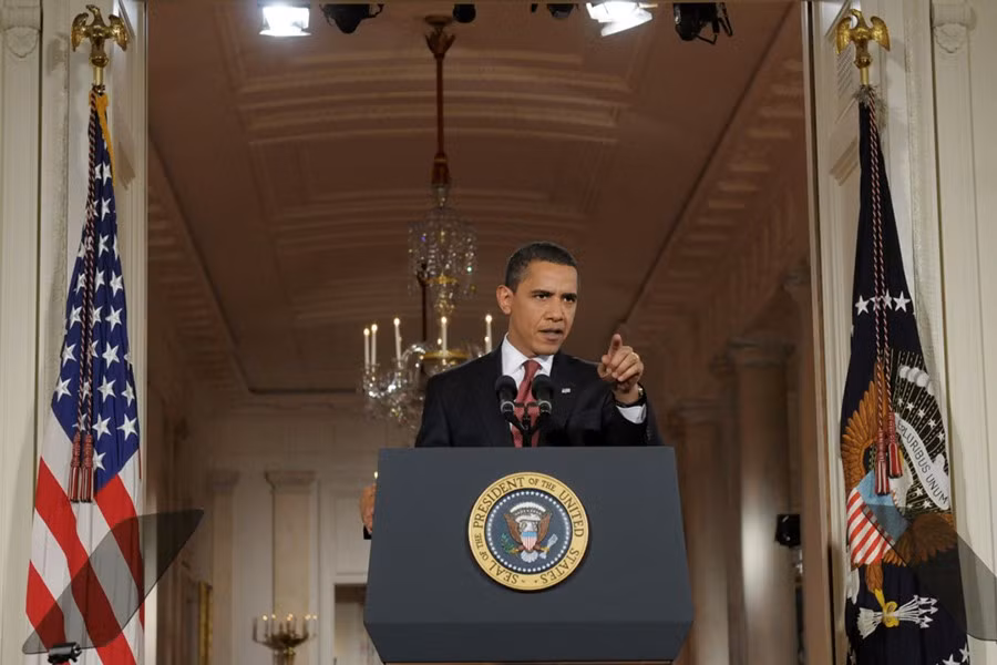 Nhiều người cho rằng Khu vực 51 là nơi Mỹ giam giữ người ngoài hành tinh và các vật thể bay. Chính phủ Mỹ phủ nhận mọi lý thuyết như vậy. Nhưng ông Barack Obama là Tổng thống Mỹ đầu tiên công khai đề cập đến địa điểm này.