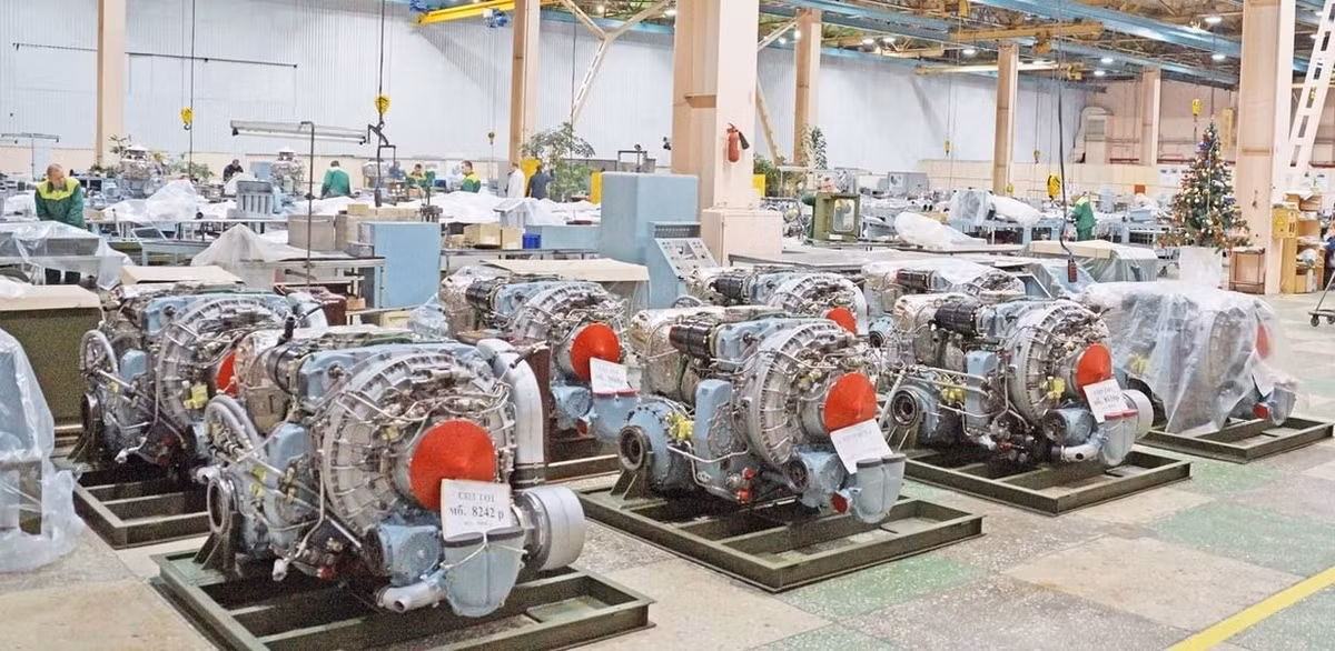 Đây là sự bổ sung rất cần thiết bởi các động cơ cũ đã tỏ ra không còn đáp ứng đầy đủ hiệu suất làm việc sau khi bị "bỏ hoang" hàng chục năm trong kho dự trữ cùng với những chiến xa nói trên.