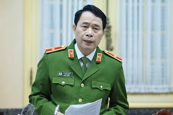 Tu 7/2021, nhap ho khau vao TP.HCM, Ha Noi de nhu cac noi khac