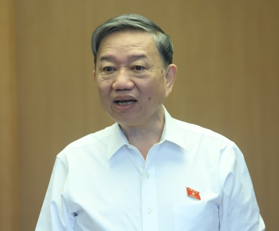 Kien nghi khong nen giao Bo Cong an quan ly, sat hach cap GPLX-Hinh-3