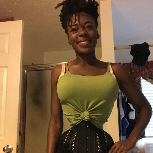 Su that ve bi kip co gai My so huu vong eo sieu nho 40cm-Hinh-4