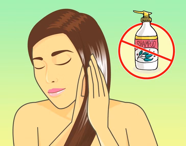 Da đầu: Da đầu dễ tích tụ bụi bẩn và thậm chí là tế bào chết vì bạn sử dụng nhiều sản phẩm cho tóc. Để làm sạch da đầu, hãy làm ướt tóc hoàn toàn trước khi dùng dầu gội. Khi gội đầu, hãy đánh bọt dầu gội trước khi thoa lên da đầu. Nếu dùng dầu xả, chỉ nên thoa lên phần đuôi tóc, tránh thoa lên da đầu.