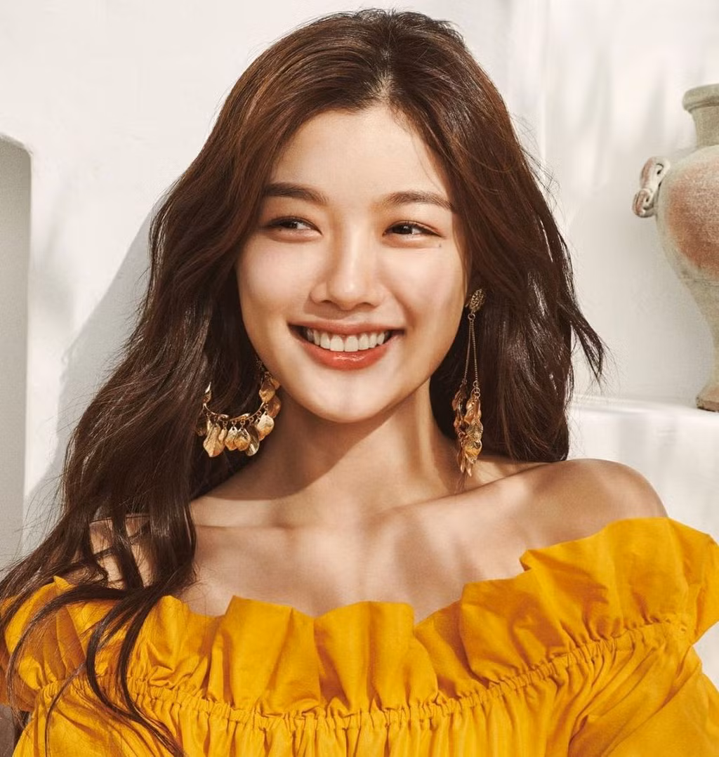 Nhan sac hien tai cua 'em gai quoc dan' Kim Yoo Jung-Hinh-6