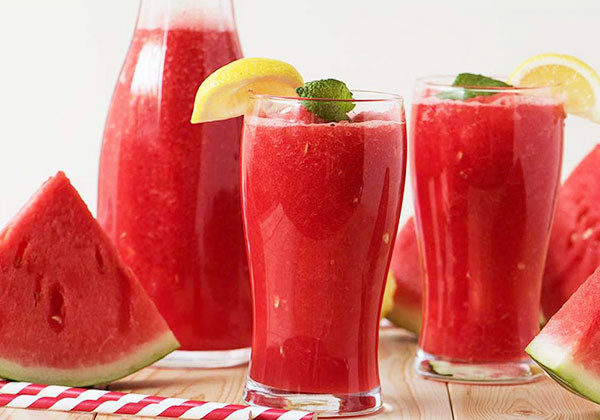 Việc sản sinh arginin có tác dụng rất quan trọng trong việc tăng cường sức khỏe sinh sản cho nam giới, đặc biệt là khi quan hệ. Còn đối với nữ giới, dưa hấu cũng rất hiệu quả trong việc làm tăng ham muốn.