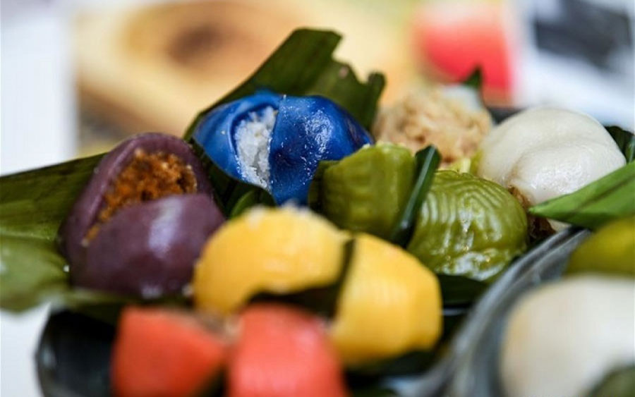 Nó cũng trở thành một trong những món ăn truyền thống không thể thiếu trong mỗi dịp tết và những ngày đầu năm mới.