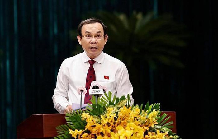 Ong Nguyen Van Nen giu chuc Bi thu Dang uy Quan su TP.HCM