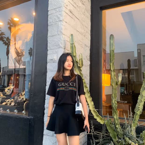 Bằng Linh rất yêu thích thời trang, đặc biệt là các items của thương hiệu Gucci.