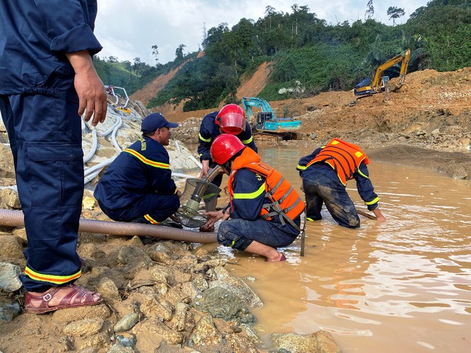 Kết quả này cũng tạo thêm hy vọng sớm tìm lại được tất cả người mất tích của thân nhân các nạn nhân vụ sạt lở tại thủy điện Rào Trăng 3.