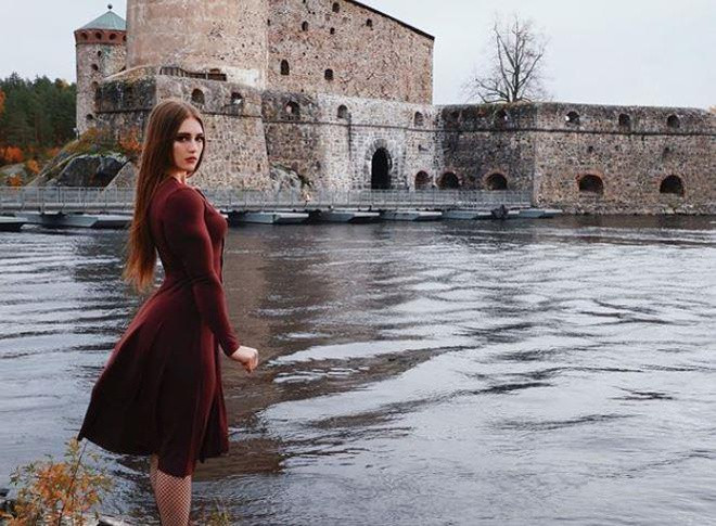 Nữ vận động viên 24 tuổi ăn 7 bữa một ngày, trong đó có 2 bữa ăn nhẹ trước khi tập luyện và đi ngủ. Các bữa ăn chính của cô thường có ức gà, rau và trứng.