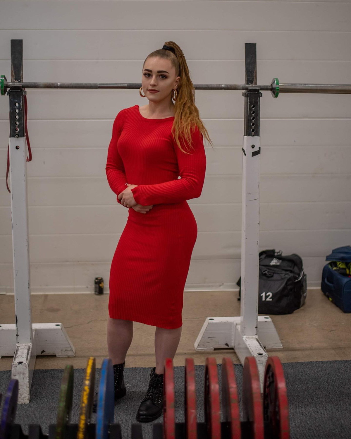 Dù trông vẻ ngoài khá nam tính nhưng trên thực tế, nữ vận động viên này rất điệu đà. Tuy nhiên, vì body lực lưỡng bị cho là như Hecquin nên khiến người đẹp sinh năm 1996 này gặp không ít khó khăn khi chọn trang phục.