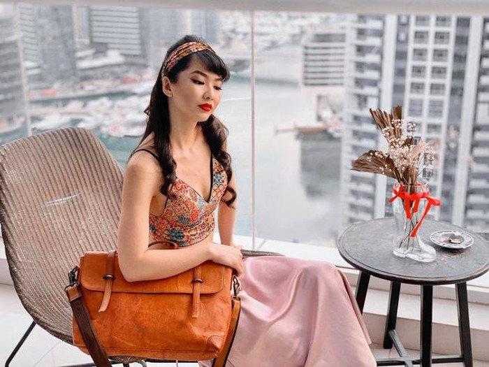 Huyền Trang khá chịu khó thay đổi các concept thời trang để làm mới bản thân trong mắt mọi người.