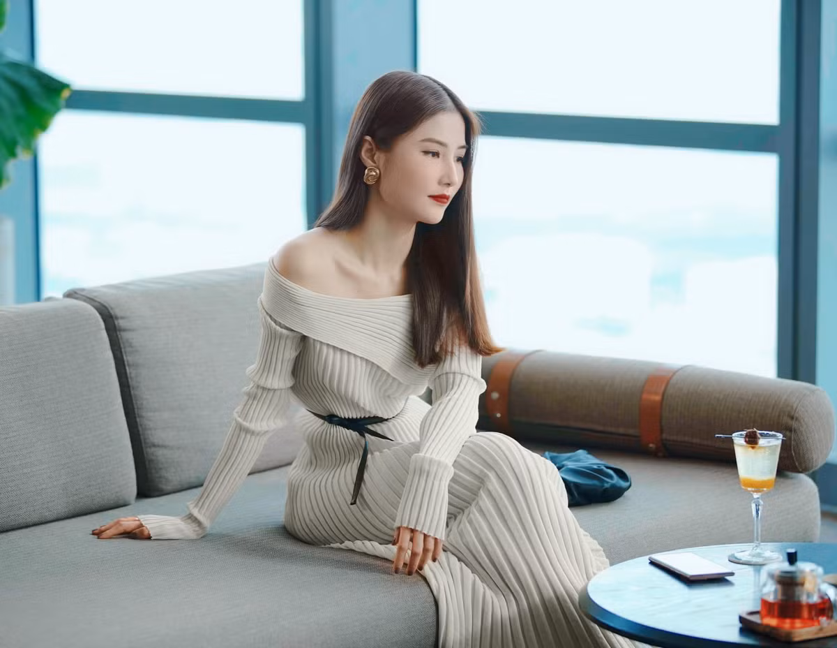 Hàng ngày, Diễm My đến phòng gym để tập luyện dưới sự hướng dẫn của các huấn luận viên. Nếu hôm nào bận quá không có thời gian đến phòng tập, cô sẽ tự chạy bộ 1 tiếng, trong đó, cứ 2 phút chạy kết hợp 1 phút đi bộ. Đồng thời, cô thực hiện gập bụng 100 cái, nhảy xa 60 lần.