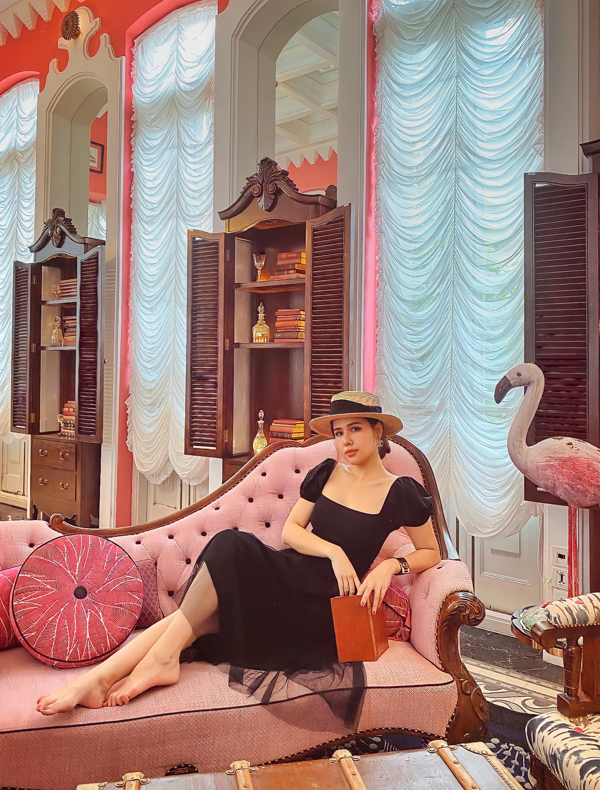 Theo ước tính, mỗi giờ chơi golf bạn đốt cháy khoảng 370 calo. Mà nguyên lý của giảm cân chính là đốt lượng calo nhiều hơn lượng tiêu thụ.