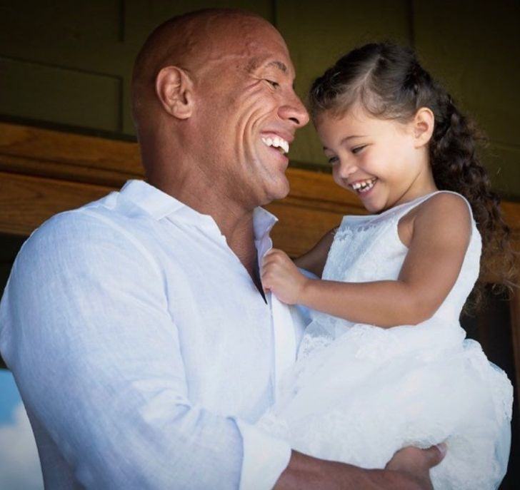 Diễn viên The Rock là người cha tuyệt vời mà tất cả chúng ta đều biết.