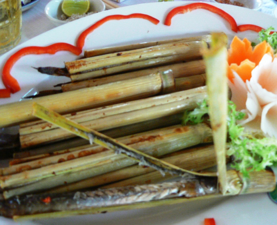 Sự sáng tạo món đặc sản miền Tây này tuyệt vời ở chỗ nó không cầu kỳ, rất giản dị để giữ nguyên được vị ngon của cá.