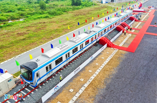 Vi sao moi chi nhap mot doan tau metro ve Viet Nam?