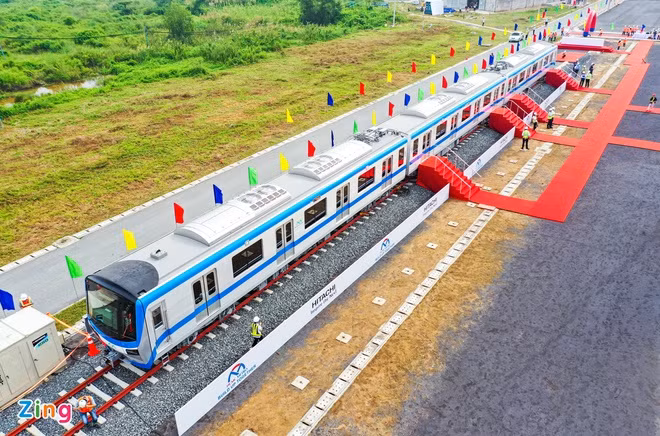 Vi sao moi chi nhap mot doan tau metro ve Viet Nam?