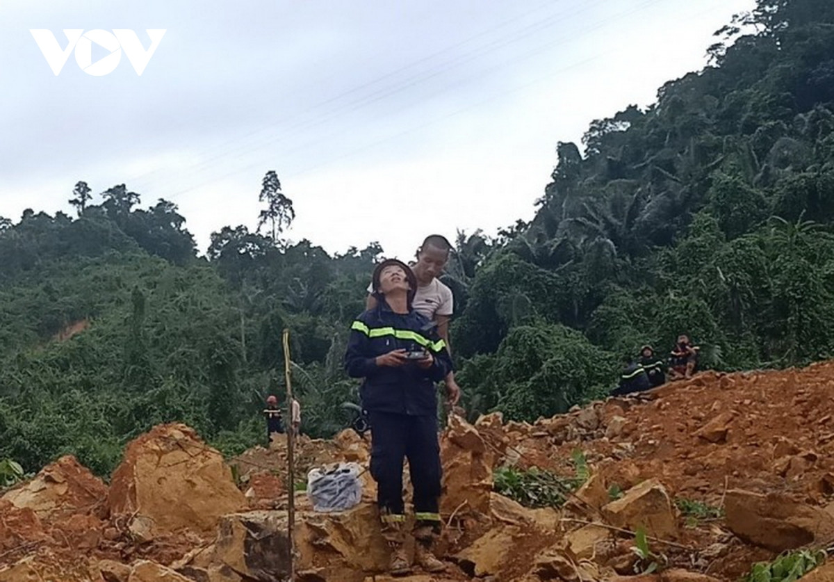 Van con 16 nguoi o Thuy dien Rao Trang 3 mat tich-Hinh-3