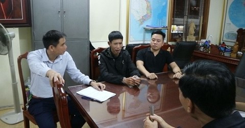 Hon 100 Canh sat truy nong ten cuop ngan hang