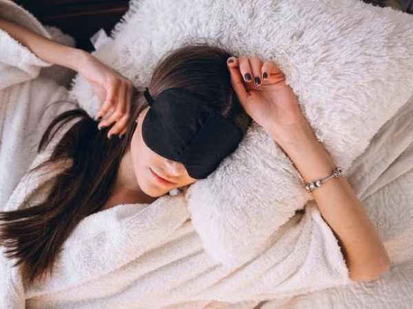 Khong ngo mieng bit mat ngu lai co nhieu loi ich den vay-Hinh-3