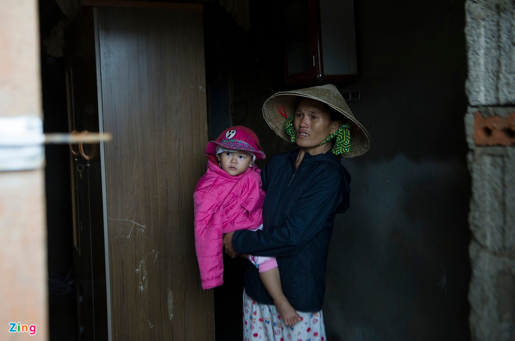 Trang tay sau lu, nguoi Quang Binh them noi lo bao den-Hinh-3