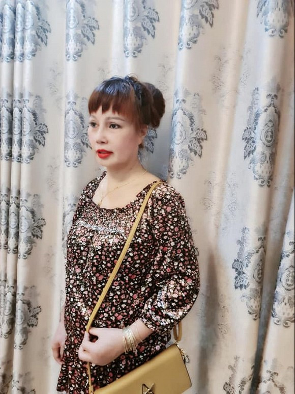 Tuy nhiên để có được gương mặt tự nhiên, có lẽ cô dâu Thu Sao cần nhiều thời gian để hoàn chỉnh hơn nữa.