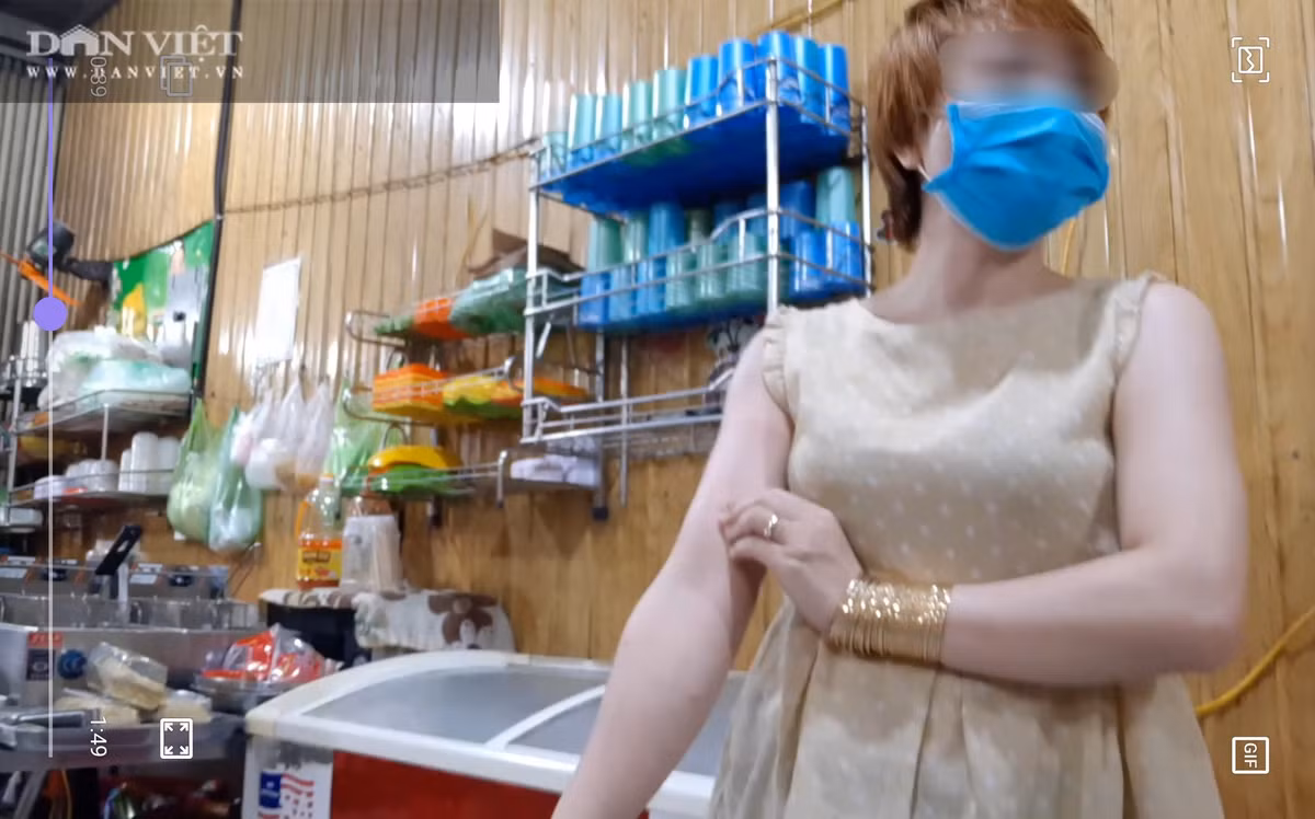 Bac Ninh: Giup viec trong quan banh xeo Mien Trung bi “tra tan nhu thoi Trung co”!-Hinh-4