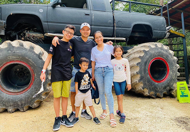 Gia đình Hồng Ngọc có chuyến du lịch trải nghiệm nhân dịp cả nhà có thời gian rảnh.