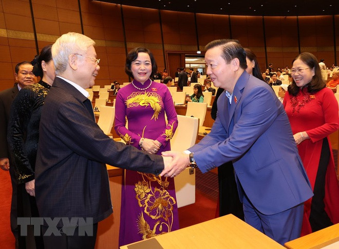 Tổng bí thư, Chủ tịch nước Nguyễn Phú Trọng đến dự phiên thảo luận sáng 3/11.