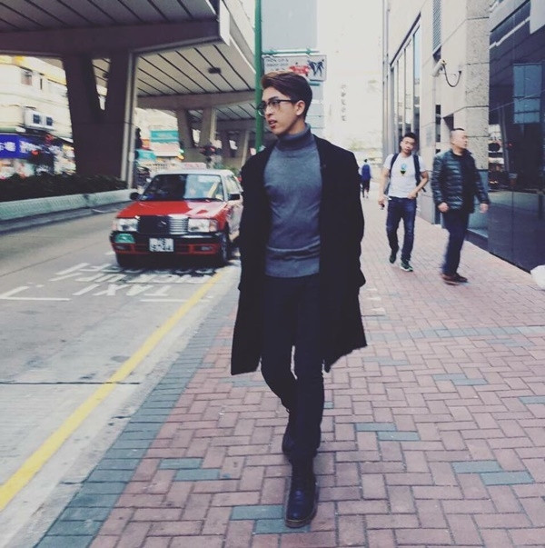 Chàng trai 25 tuổi phối đồ sành điệu như các tài tử xứ Hàn.